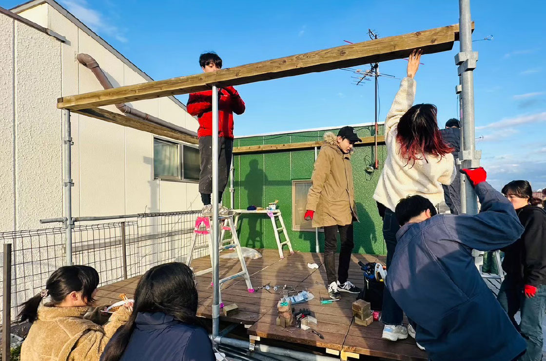 ウッドデッキやウッドフェンス（エトモクデザイン）